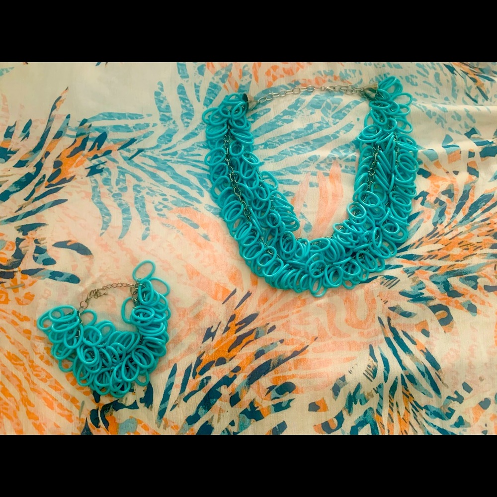 Turquoise loop double necklace and bracelet set